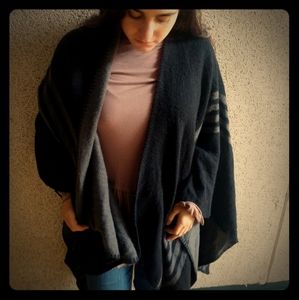 Black and grey cape